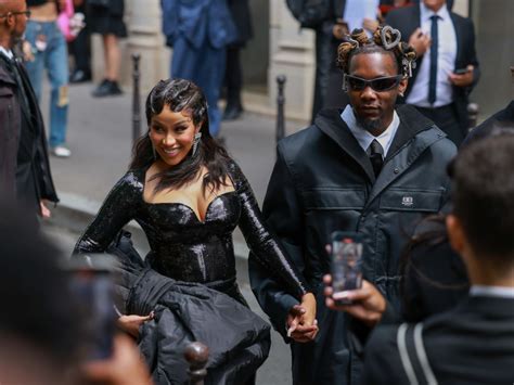 offset surprises cardi b with $300k audemars piguet|Cardi B Flexes $300K Audemars Piguet Watch From Offset.